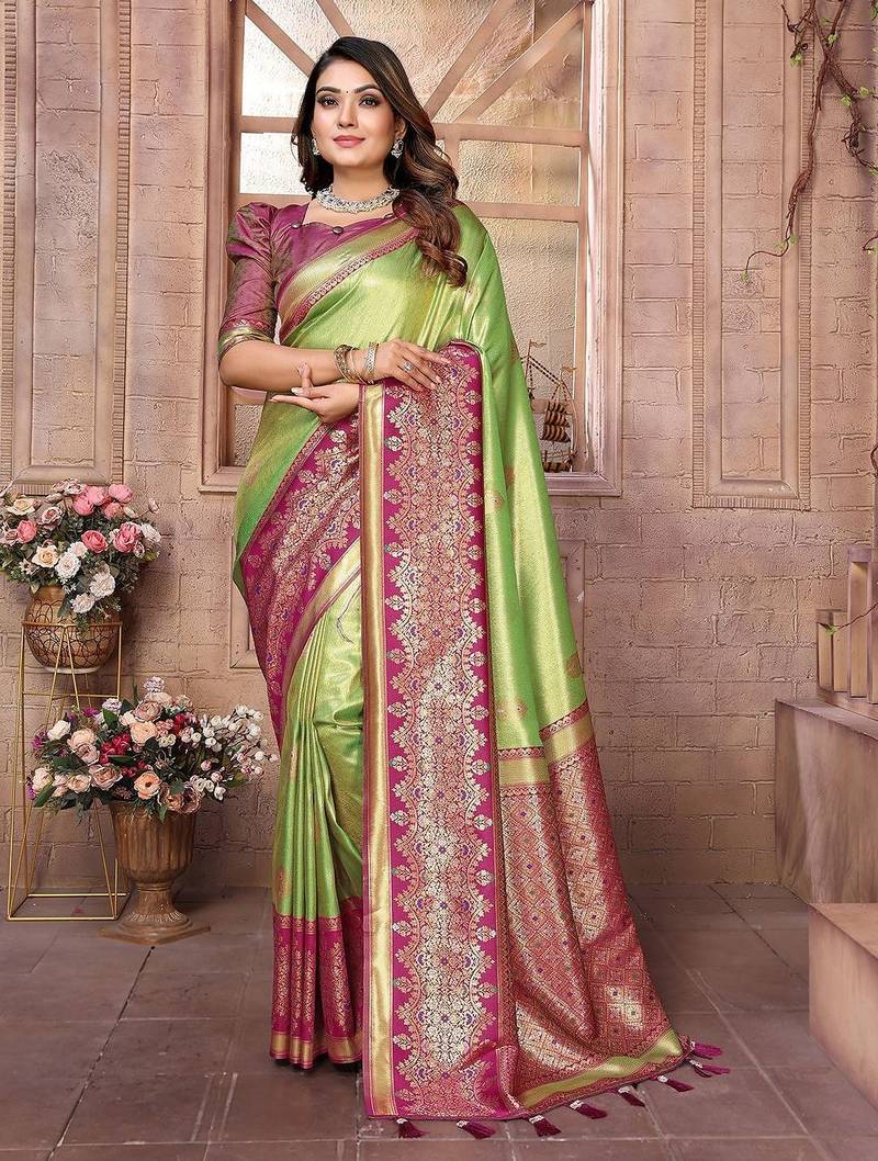 green woven design zari silk blend designer banarasi saree