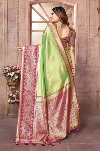 green woven design zari silk blend designer banarasi saree