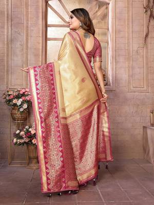 beige woven design zari silk blend designer banarasi saree 3