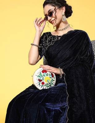 blue solid saree with embroidered border 1