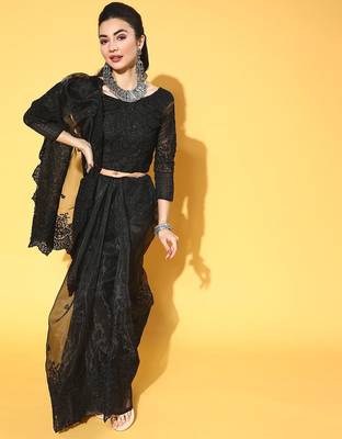 black ethnic motifs saree with embroidered border 2