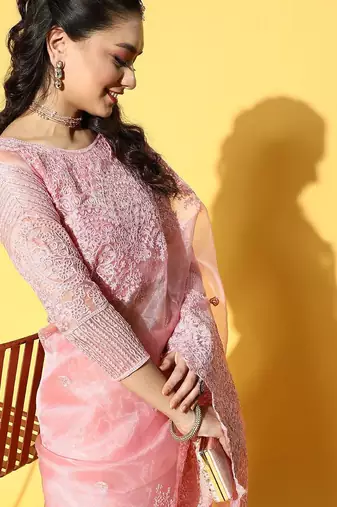 pink ethnic motifs saree with embroidered border