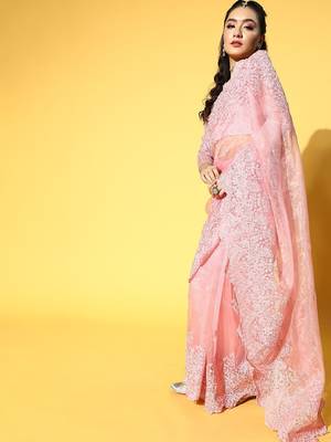 pink ethnic motifs saree with embroidered border 3