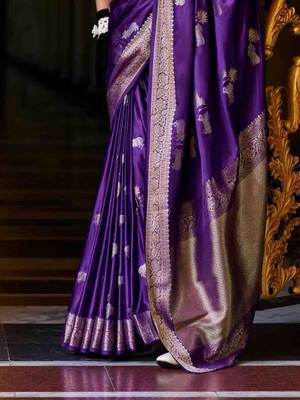 violet woven design zari banarasi saree with unstitched blouse piece 4
