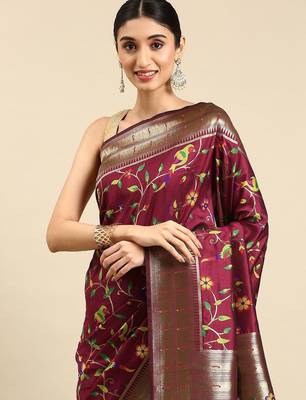 magenta floral zari silk blend paithani saree 2