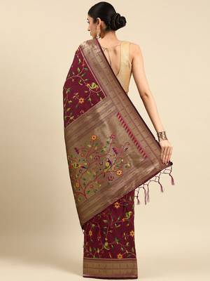 magenta floral zari silk blend paithani saree 3