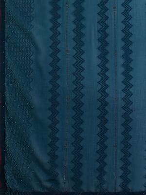 green lucknowi embroidered and diamond embellished georgette saree 5
