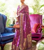 magenta magenta & gold-toned floral zari silk blend banarasi saree
