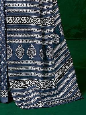 grey grey & white ethnic motifs printed bagh saree 4