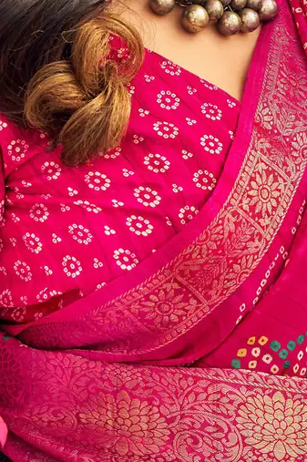 pink bandhani printed zari sungudi saree