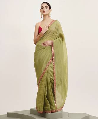 peach floral printed saree 2