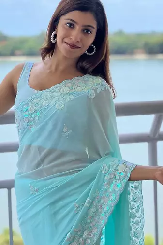 blue blue floral embellished sequinned poly georgette saree