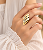 Stainless steel, anti-tarnish, gloss finish, hypoallergenic, open band trendy wave