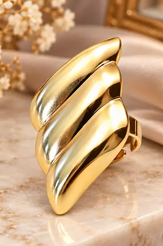 Stainless steel, anti-tarnish, gloss finish, hypoallergenic, open band trendy wave