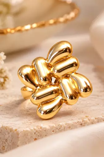 Anti-tarnish, hypoallergenic, gloss finish,nickel & lead ring gold