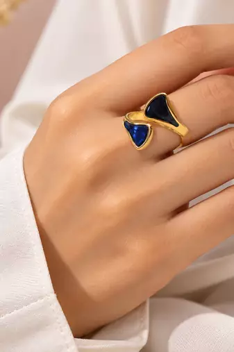 Stainless steel, anti-tarnish, hypoallergenic, bypass style, fits most fingers dual