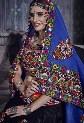 Black & Red Embroidered Sequins & Plastic Mirror Silk Blend Semi Stitched Lehenga Set 2
