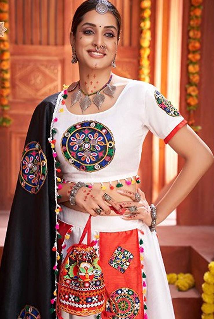 White Gamthi Print & Real Mirror Silk Blend Semi Stitched Lehenga Set
