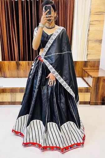 Black Gamthi Print & Mirror Work Blended Cotton Semi Stitched Lehenga Set