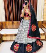 Off White Gamthi Print & Mirror Work Blended Cotton Semi Stitched Lehenga Set