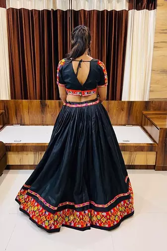 Black Gamthi Print & Mirror Work Blended Cotton Semi Stitched Lehenga Set