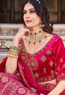 Pink Zari Embroidered & Stone Work Velvet Semi Stitched Lehenga Set 3