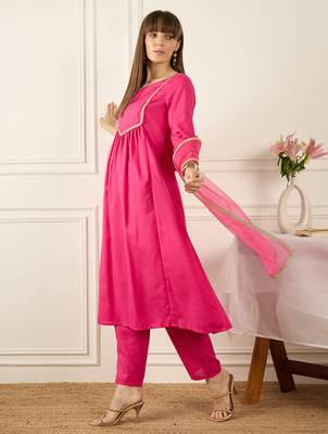 Pink self design a-line kurta trouserswith dupatta set 3