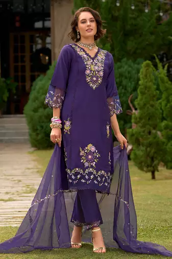 Purple embroidered straight kurta trousers with dupatta set