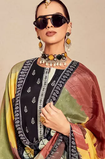 Black printed straight kurta trousers with dupatta set