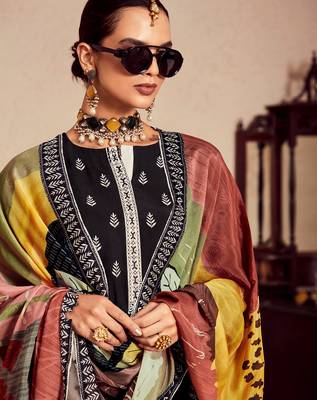 Black printed straight kurta trousers with dupatta set 3