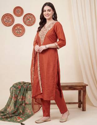 Orange embroidered straight kurta trousers with dupatta set 4