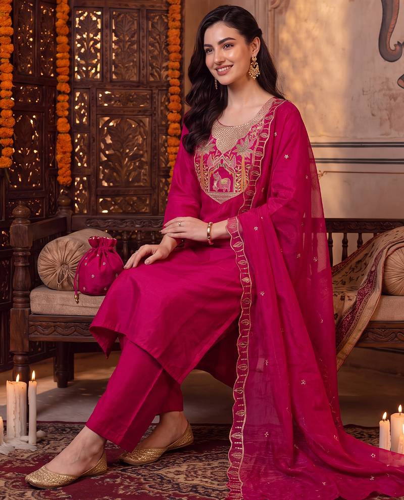 Pink embroidered straight kurta trousers with dupatta set