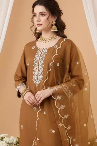 Brown embroidered straight kurta trousers with dupatta set