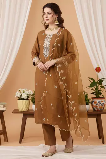 Brown embroidered straight kurta trousers with dupatta set