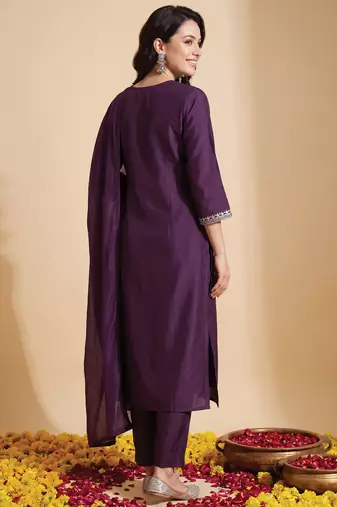 Purple embroidered straight kurta trousers with dupatta set