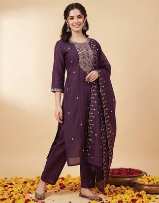 Purple embroidered straight kurta trousers with dupatta set 4