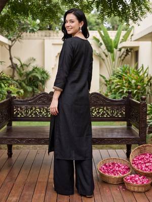 Black embroidered straight kurta trousers with dupatta set 3