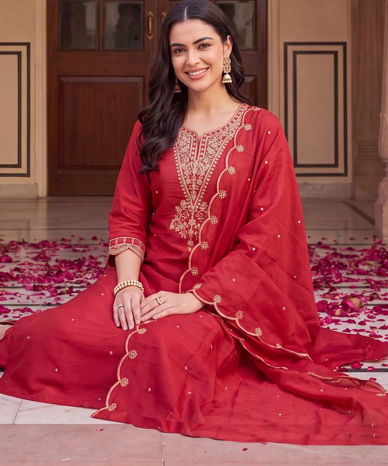 Red embroidered straight kurta trousers with dupatta set