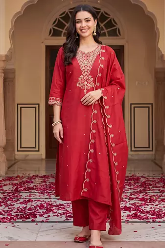 Red embroidered straight kurta trousers with dupatta set