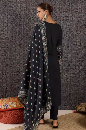Black printed a-line kurta trousers with dupatta set