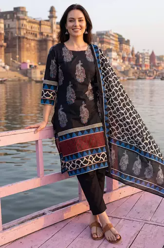 Black printed straight kurta trousers with dupatta set