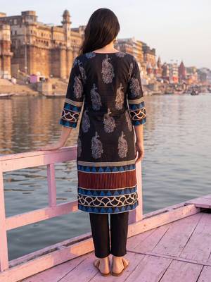 Black printed straight kurta trousers with dupatta set 3