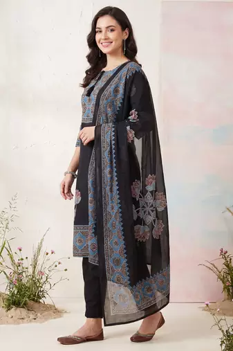 Black printed straight kurta trousers with dupatta set