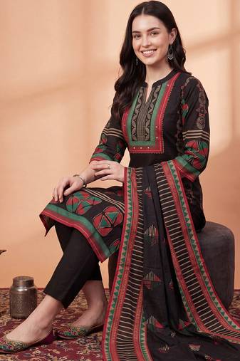 Black printed straight kurta trousers with dupatta set