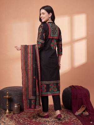 Black printed straight kurta trousers with dupatta set 2