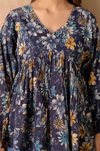 Navy-blue cotton printed top for women