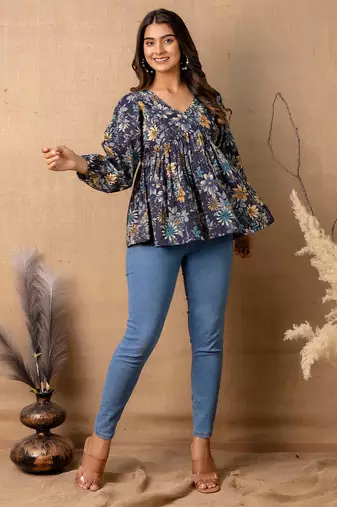 Navy-blue cotton printed top for women