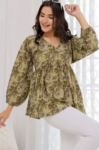 Green cotton printed top for women