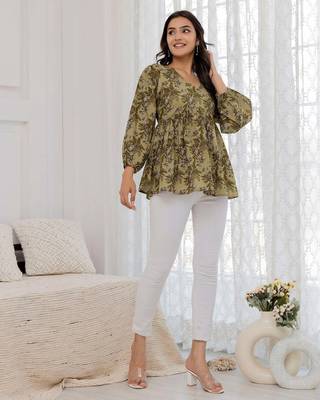 Green cotton printed top for women 2
