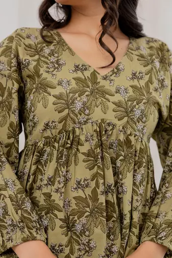 Green cotton printed top for women